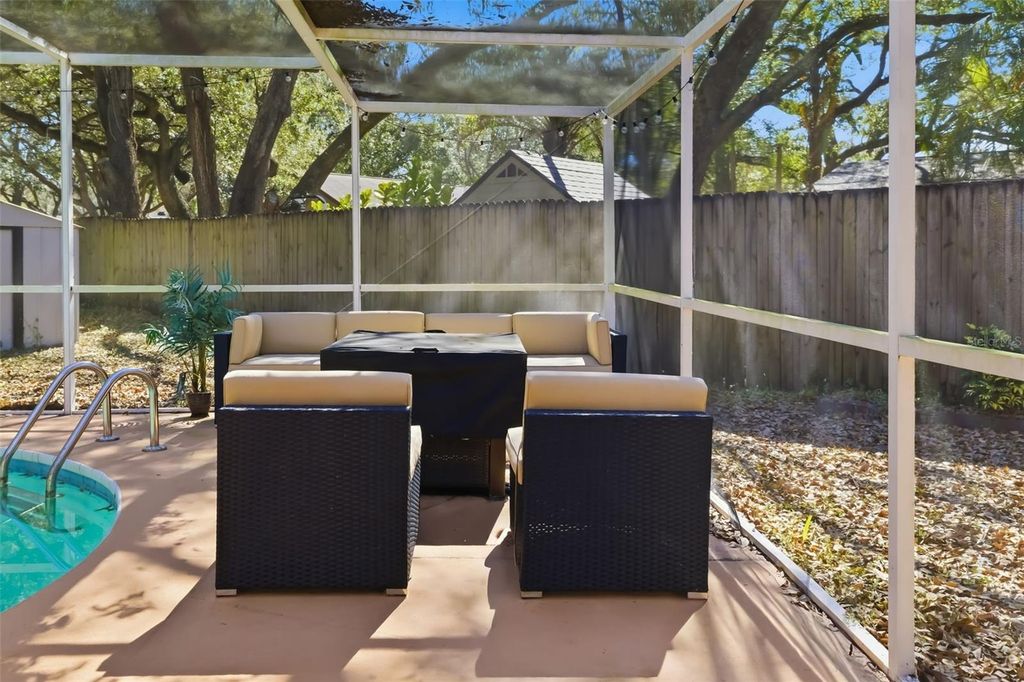 Image 42 of property listing at 186 SUNWARD AVENUE, Palm Harbor, FL 34684