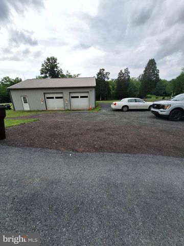 423 S BAUMSTOWN RD, Birdsboro, PA 19508