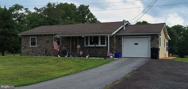 423 S BAUMSTOWN RD, Birdsboro, PA 19508