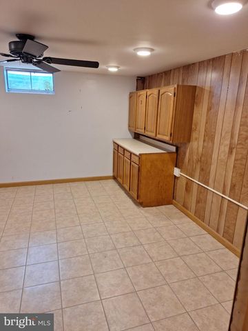 423 S BAUMSTOWN RD, Birdsboro, PA 19508