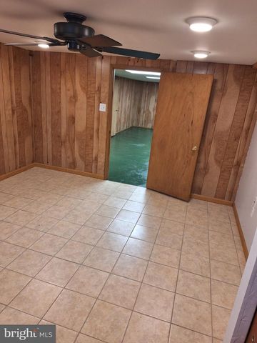 423 S BAUMSTOWN RD, Birdsboro, PA 19508