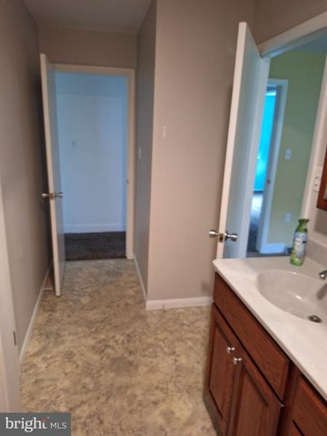 423 S BAUMSTOWN RD, Birdsboro, PA 19508
