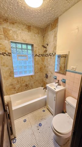 25 W 43rd Avenue, Gary, IN 46408