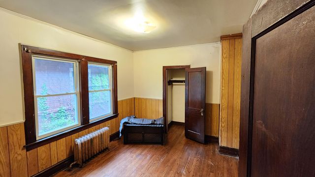 25 W 43rd Avenue, Gary, IN 46408