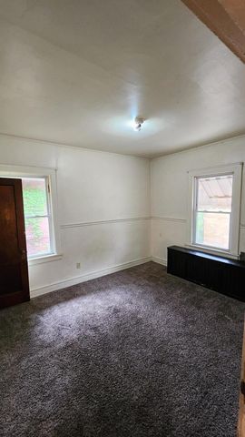 25 W 43rd Avenue, Gary, IN 46408