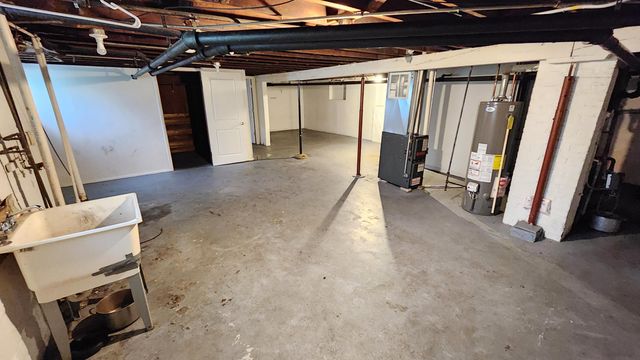25 W 43rd Avenue, Gary, IN 46408