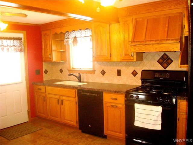 51 Federal Avenue, Cheektowaga, NY 14225