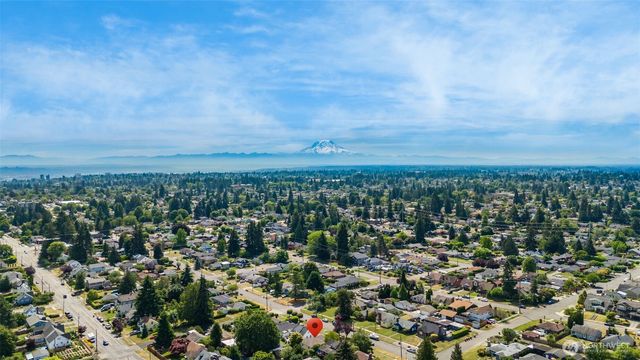 4813 N 25th Street, Tacoma, WA 98406