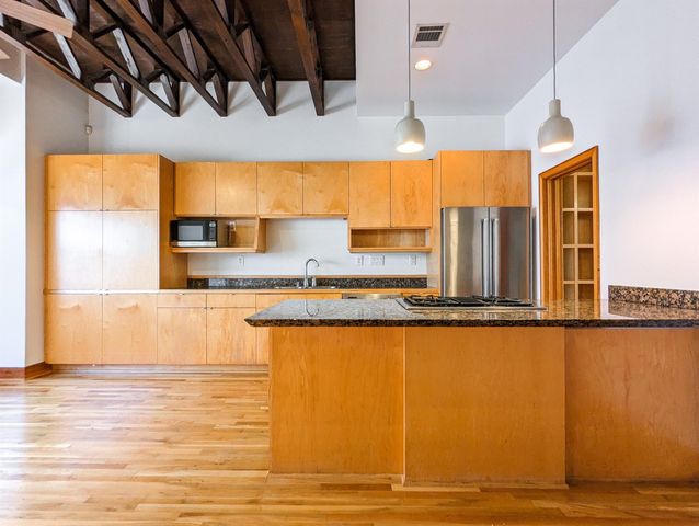 444 Oxford Street, Houston, TX 77007