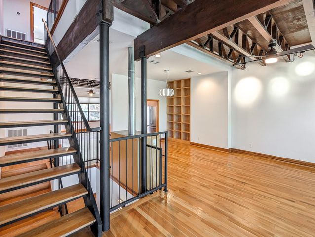 444 Oxford Street, Houston, TX 77007