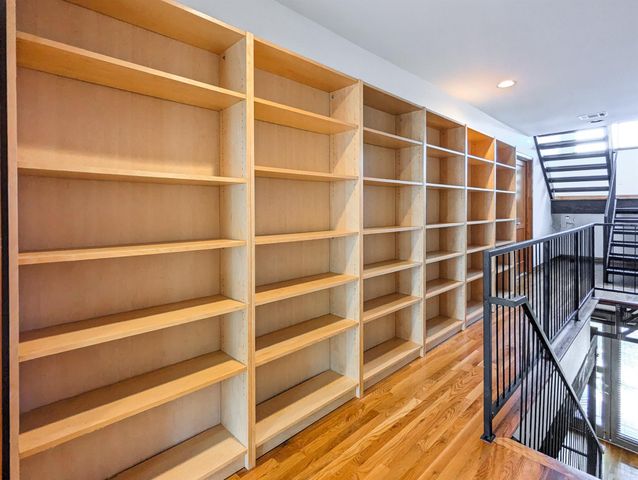 444 Oxford Street, Houston, TX 77007