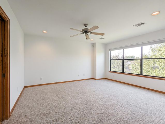 444 Oxford Street, Houston, TX 77007