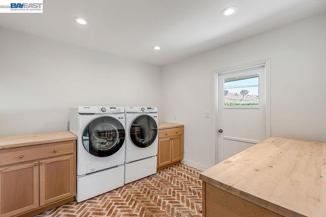 1215 Wardman Dr, Brea, CA 92821