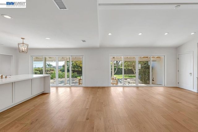 1215 Wardman Dr, Brea, CA 92821