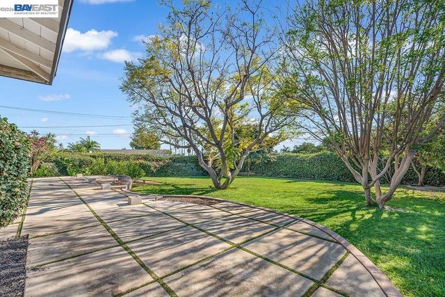 1215 Wardman Dr, Brea, CA 92821