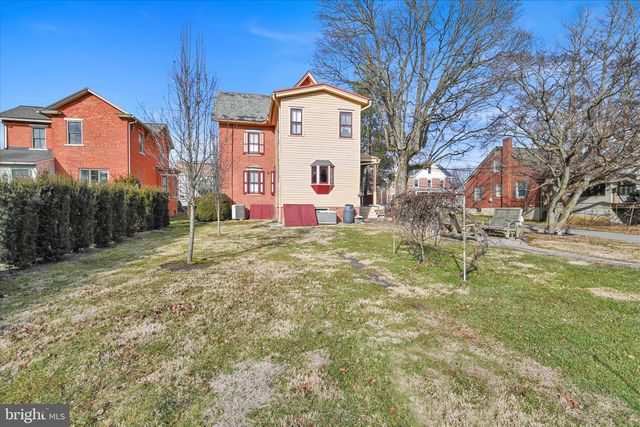 101 MILLER ST, Strasburg, PA 17579