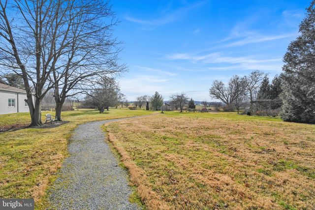 101 MILLER ST, Strasburg, PA 17579