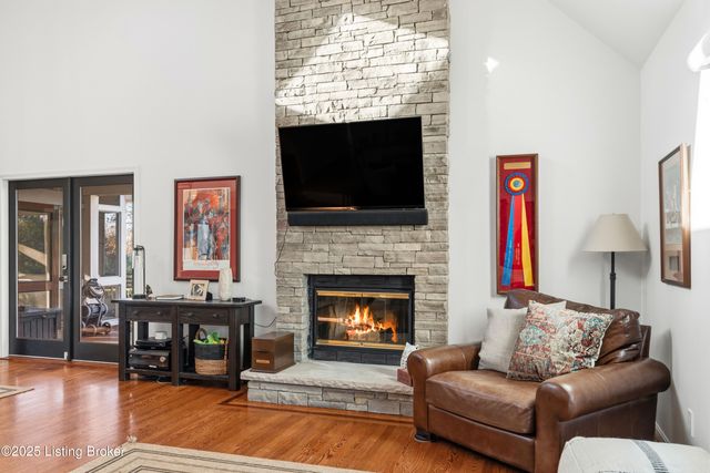 4199 Webb Rd, Simpsonville, KY 40067