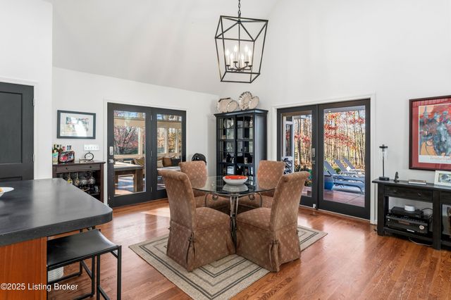 4199 Webb Rd, Simpsonville, KY 40067