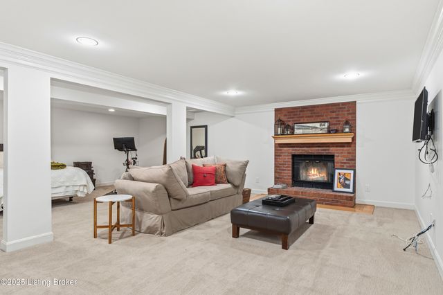4199 Webb Rd, Simpsonville, KY 40067