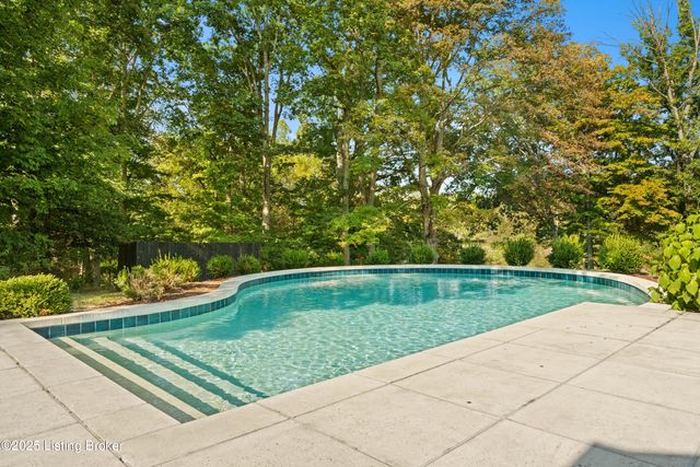 4199 Webb Rd, Simpsonville, KY 40067