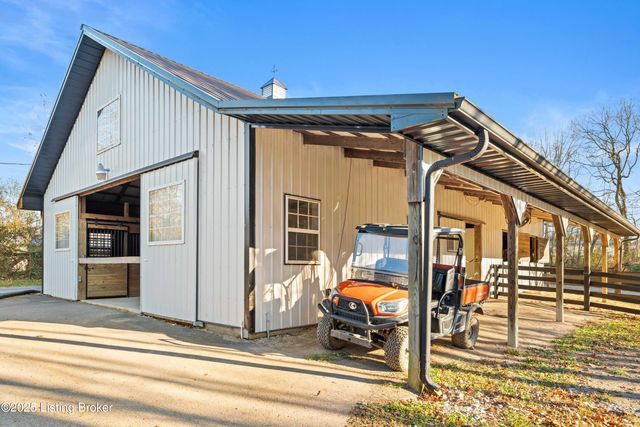 4199 Webb Rd, Simpsonville, KY 40067