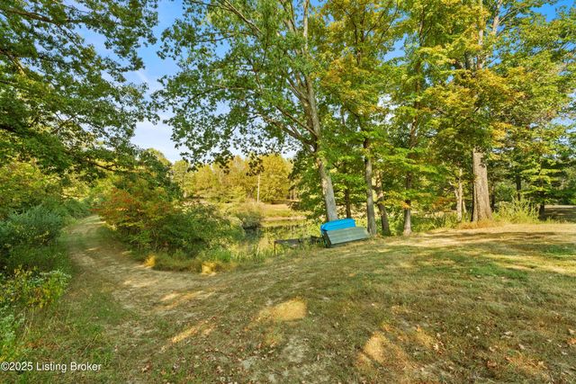 4199 Webb Rd, Simpsonville, KY 40067