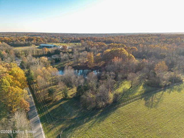4199 Webb Rd, Simpsonville, KY 40067