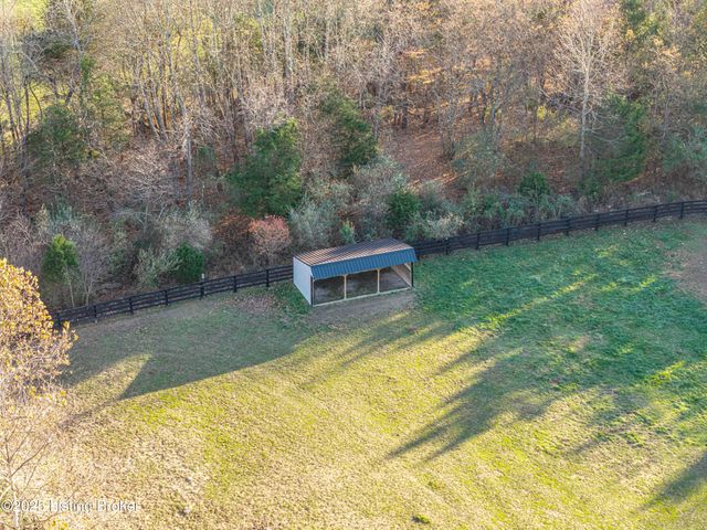 4199 Webb Rd, Simpsonville, KY 40067