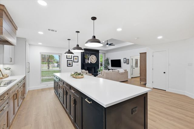 3913 Woodstock Drive, Colleyville, TX 76034