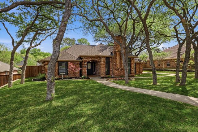 3913 Woodstock Drive, Colleyville, TX 76034