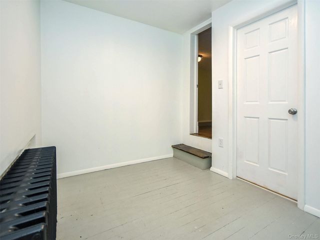 27 Summit Avenue, Sea Cliff, NY 11579