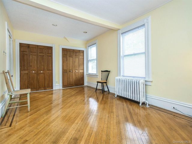 27 Summit Avenue, Sea Cliff, NY 11579