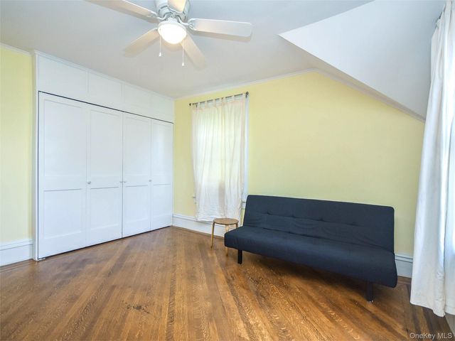 27 Summit Avenue, Sea Cliff, NY 11579