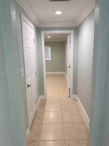9675 SW 19th St 0, Miami, FL 33165