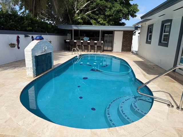 9675 SW 19th St 0, Miami, FL 33165