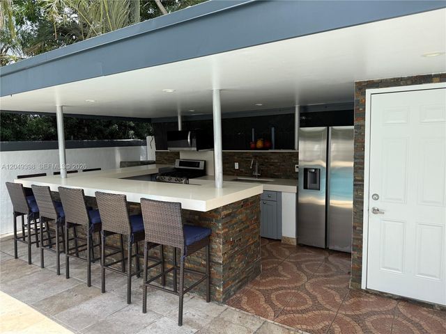 9675 SW 19th St 0, Miami, FL 33165