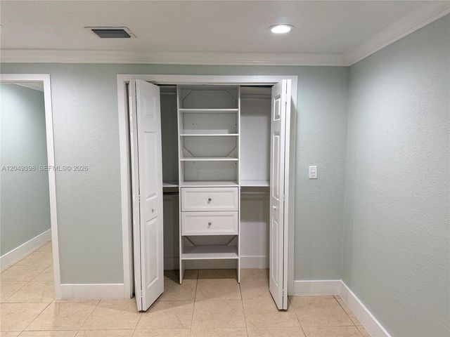 9675 SW 19th St 0, Miami, FL 33165
