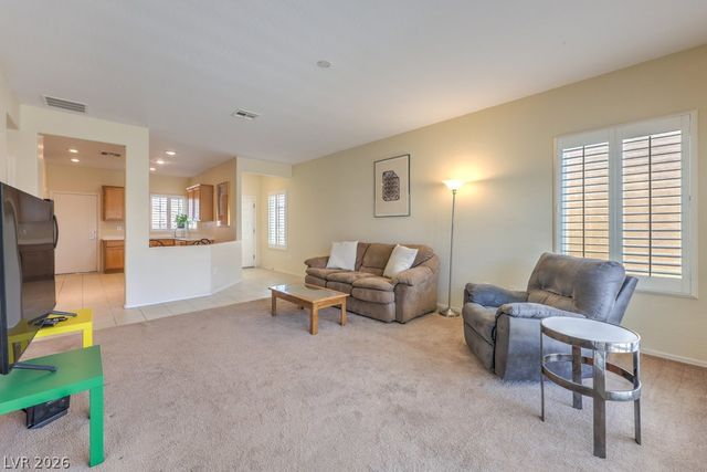 2921 Ivorybill Way, North Las Vegas, NV 89084