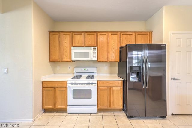 2921 Ivorybill Way, North Las Vegas, NV 89084