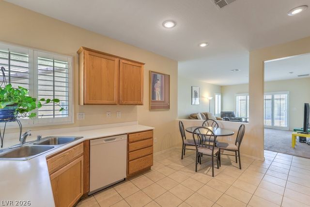 2921 Ivorybill Way, North Las Vegas, NV 89084
