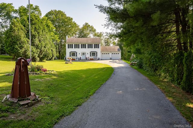 20 Cary Road, Hyde Park, NY 12538