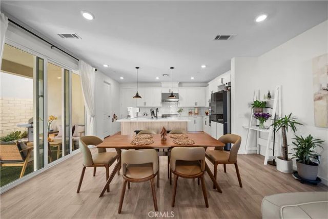 27616 Symphony Place, Valencia, CA 91381