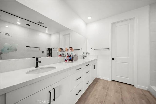 27616 Symphony Place, Valencia, CA 91381