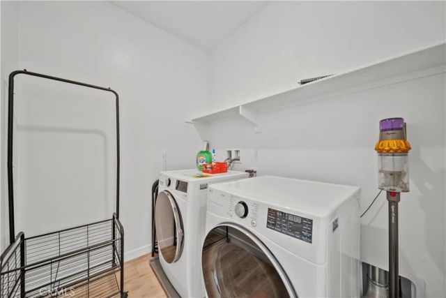 27616 Symphony Place, Valencia, CA 91381