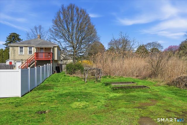 46 Hatch Street, Stonington, CT 06355