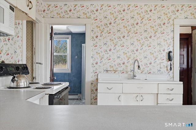 46 Hatch Street, Stonington, CT 06355