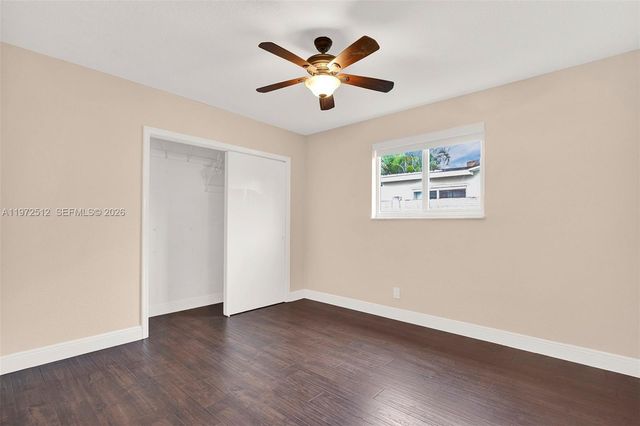 5113 Mckinley St, Hollywood, FL 33021