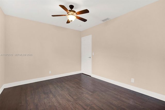 5113 Mckinley St, Hollywood, FL 33021