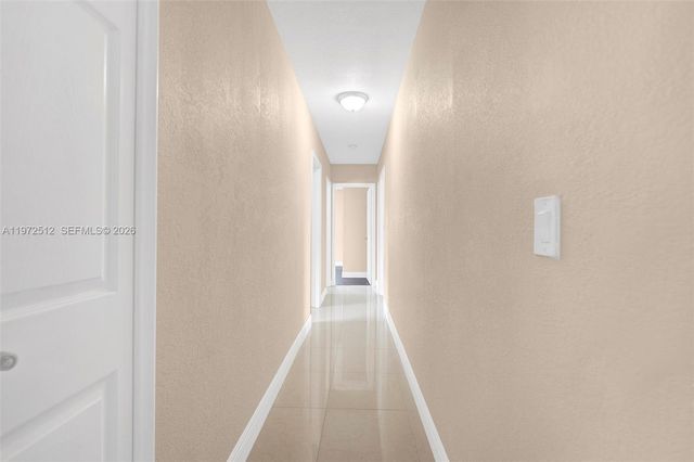 5113 Mckinley St, Hollywood, FL 33021